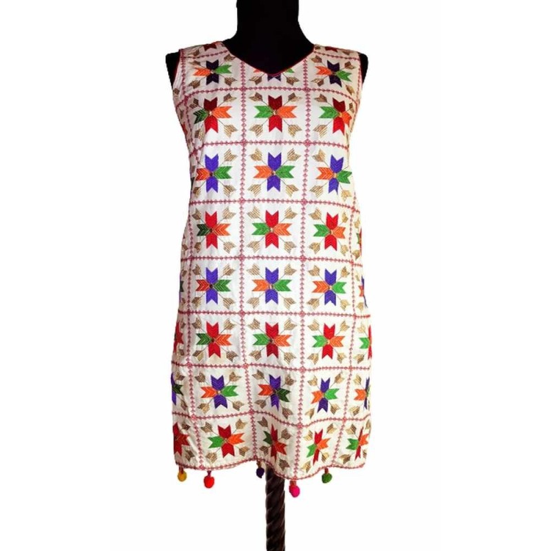 Hímzett pamut ujjatlan női felső