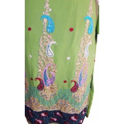 Hímzéssel teli Indiai Felső