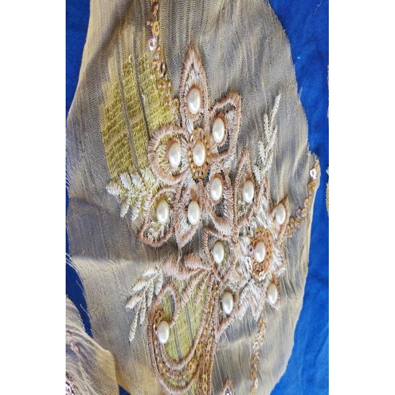 Ruhadíszek - Hímzés csomag