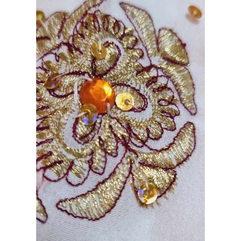 Ruhadíszek - Hímzés csomag