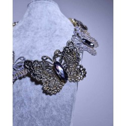 Nagy pillangós dekoratív nyaklánc