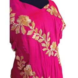 Pink-arany hímzett indiai női szett – felső és nadrág