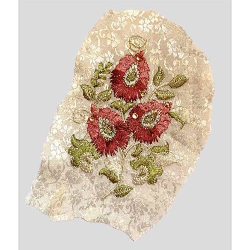 Ruhadíszek - Hímzés 8 db egyben Ruhadíszek - Hímzés 8 db egyben