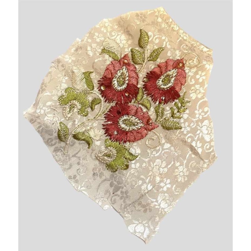 Ruhadíszek - Hímzés 8 db egyben Ruhadíszek - Hímzés 8 db egyben