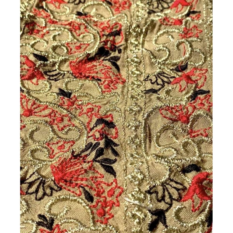 Ruhadíszek - Hímzés csomag Ruhadíszek - Hímzés csomag