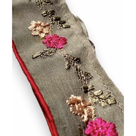 Ruhadíszek - Hímzés csomag