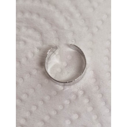 Ezüst színű fülgyűrű