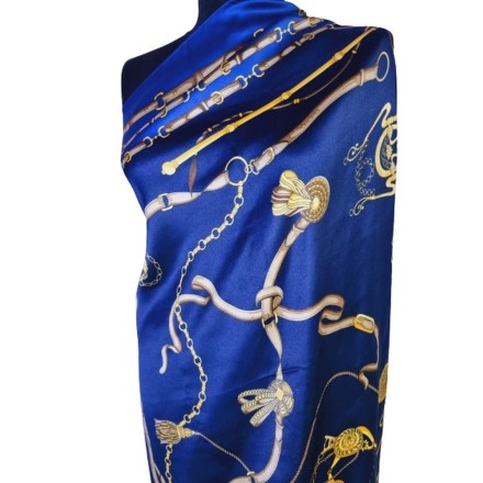 Selyem kendő Magyarországon!