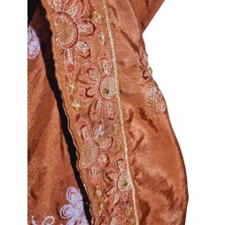 Hímzett indiai felső