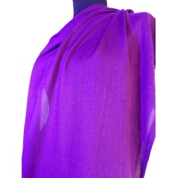 Szépséges vastagabb női kendő