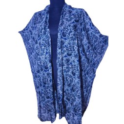💙 Kék, mintás nyitott felső – könnyed és elegáns! 💙 Kék, mintás nyitott felső – könnyed és elegáns!