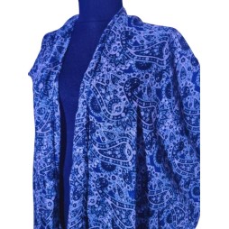 💙 Kék, mintás nyitott felső – könnyed és elegáns! 💙 Kék, mintás nyitott felső – könnyed és elegáns!