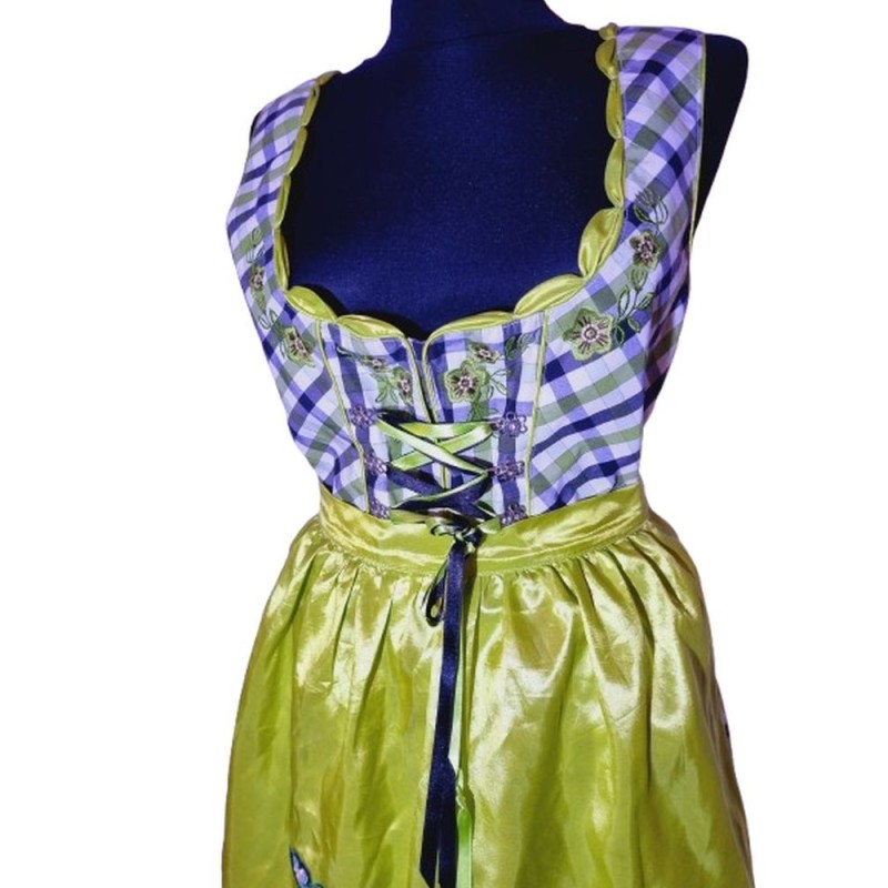 Dirndl ruha zöld-fehér színben