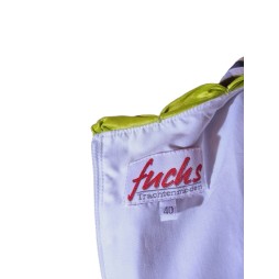 Dirndl ruha zöld-fehér színben