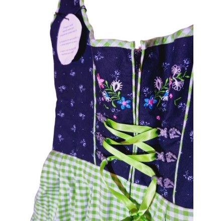 Dirndl ruha zöld-fekete-fehér színben