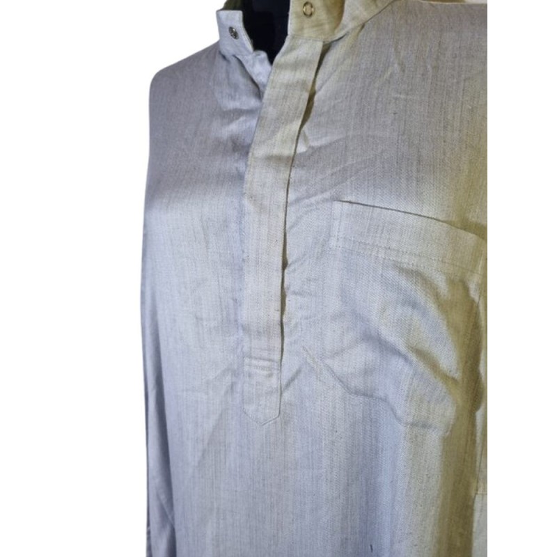 Hagyományos férfi thobe – imaruha