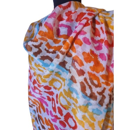 Kényelmes és stílusos kendő