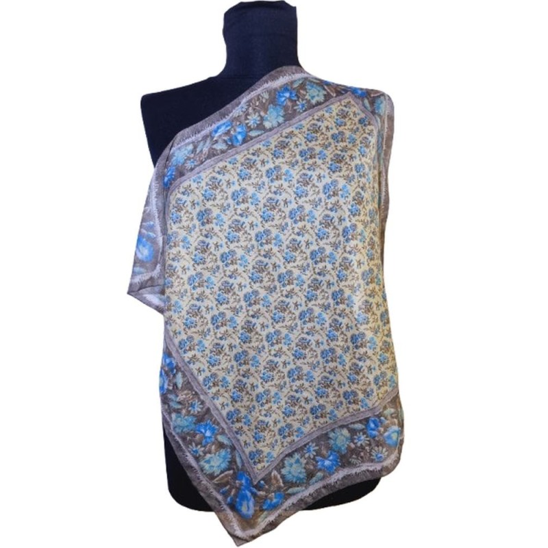 Kényelmes kendő – elegáns és praktikus kiegészítő