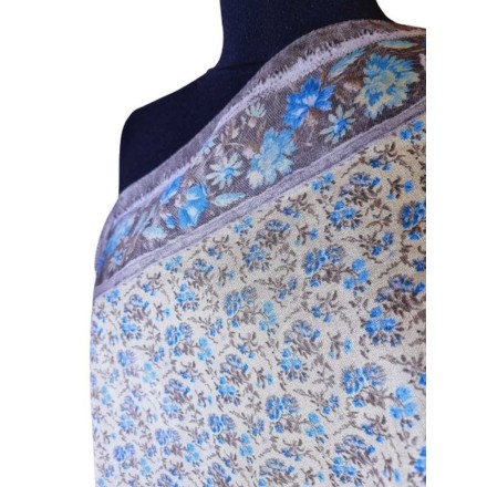 Kényelmes kendő – elegáns és praktikus kiegészítő