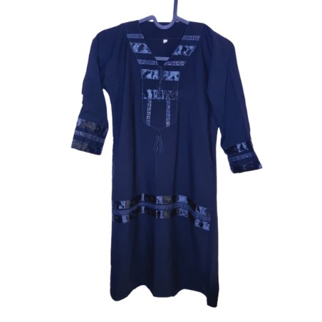 Kislány abaya