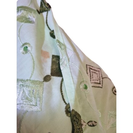 Afrikai Kendők – Vibráló Színek és Kulturális Örökség