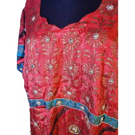 Kényelmes és különleges felsők- Mentsd meg!