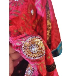 Kényelmes és különleges felsők- Mentsd meg!