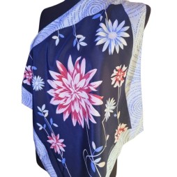 Virágok tánca a kék alapon – Street One kendő