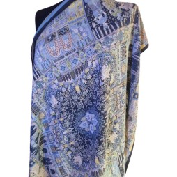 Részletgazdag templom és város mintás színes kendő