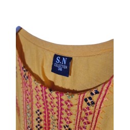 Napfényhangulat – Narancssárga hímzett szett kamaszoknak Napfényhangulat – Narancssárga hímzett szett kamaszoknak