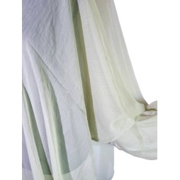 A hajnali fény lehelete – alma zöld taft kendő