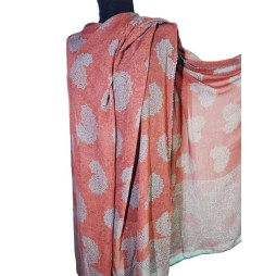 A fűszerpiac szele – muszlin kendő indiai mintával A fűszerpiac szele – muszlin kendő indiai mintával