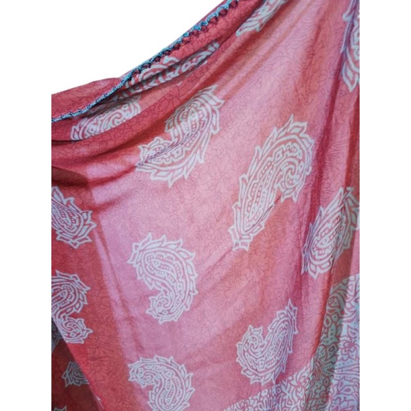 Indiai muszlin kendő mintás szegéllyel Indiai muszlin kendő mintás szegéllyel