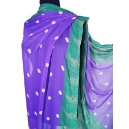 A lótusz tánca – lila muszlin kendő kövekkel A lótusz tánca – lila muszlin kendő kövekkel