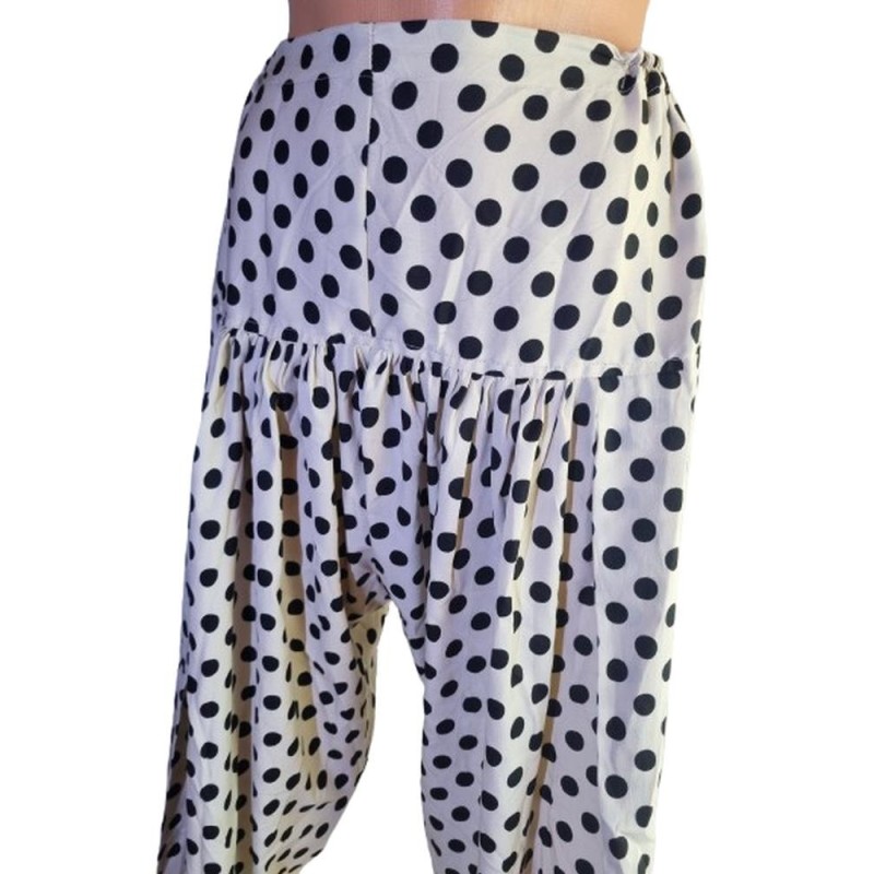 Pöttyös műselyem nadrág elvonuláshoz Pöttyös műselyem nadrág elvonuláshoz