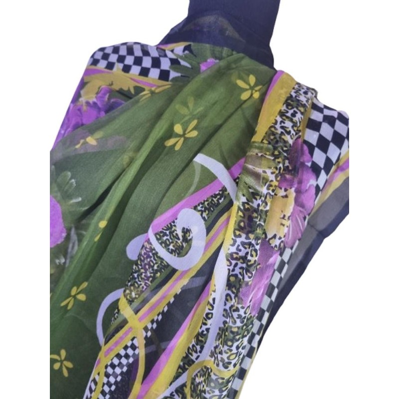 Színes muszlinkendő virágmintával