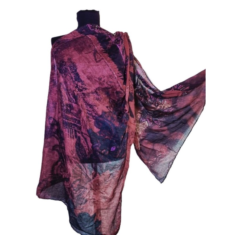 Bordó-fekete absztrakt kendő Bordó-fekete absztrakt kendő