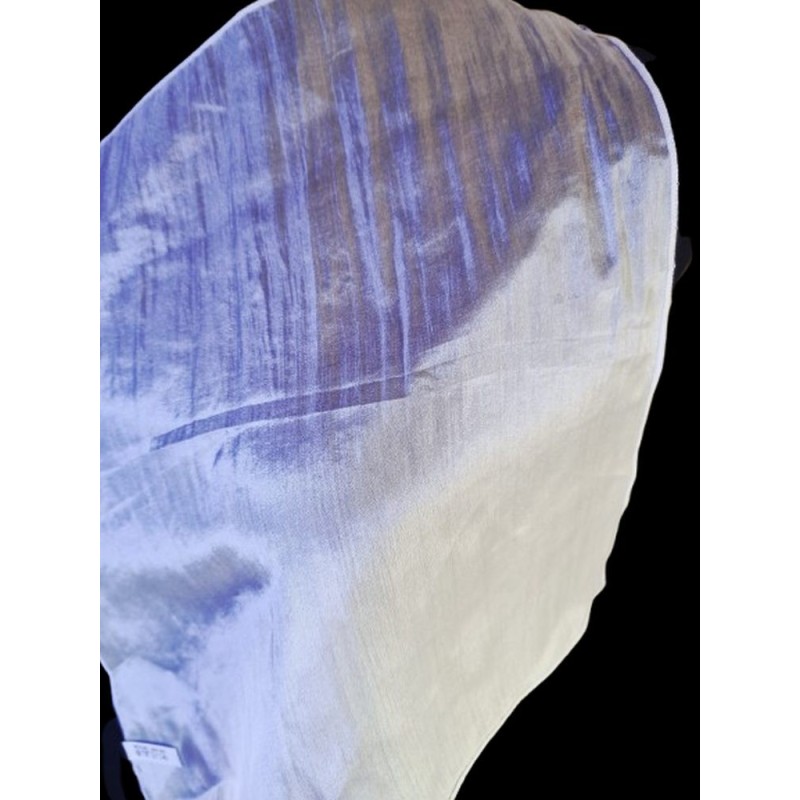 Hófehér hernyóselyem kendő