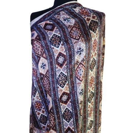 Barna indiai mintás hernyóselyem kendő