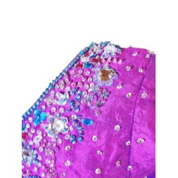 Ragyogó pink choli köves díszítéssel
