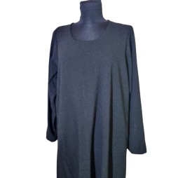 Fekete abaya zsebekkel – letisztult, időtlen elegancia Fekete abaya zsebekkel – letisztult, időtlen elegancia