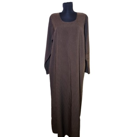 Barna csíkos abaya – klasszikus, elegáns és kényelmes