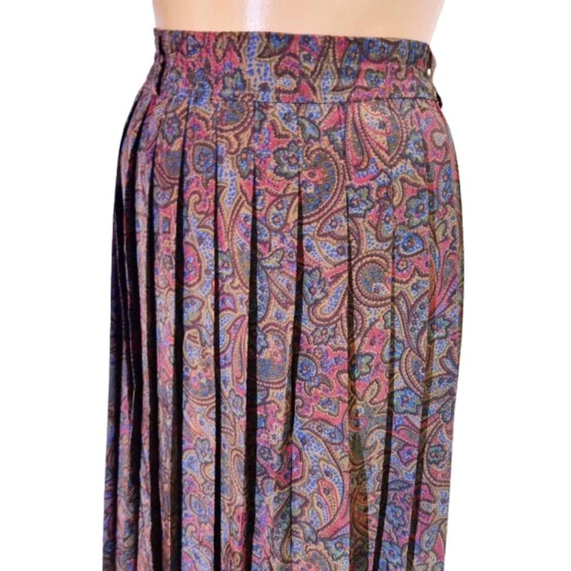 Mintás vintage szoknya – klasszikus redőzött fazon Mintás vintage szoknya – klasszikus redőzött fazon