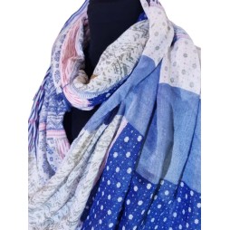 Mentsd meg! Patchwork mintás kék körsál Mentsd meg! Patchwork mintás kék körsál