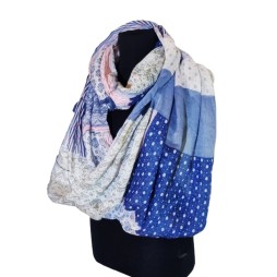 Mentsd meg! Patchwork mintás kék körsál Mentsd meg! Patchwork mintás kék körsál