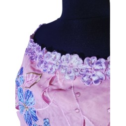 Afrikai virágvarázs – hímzett gyöngyös felső Afrikai virágvarázs – hímzett gyöngyös felső