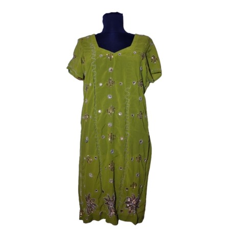 Zöld indiai női felső díszítéssel