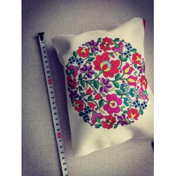 Magyar motívumos neszeszer táska Magyar motívumos neszeszer táska