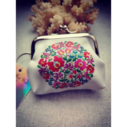 Magyar motívumos buksza