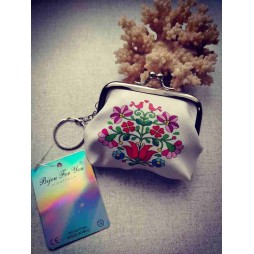 Magyar motívumos buksza tulipános